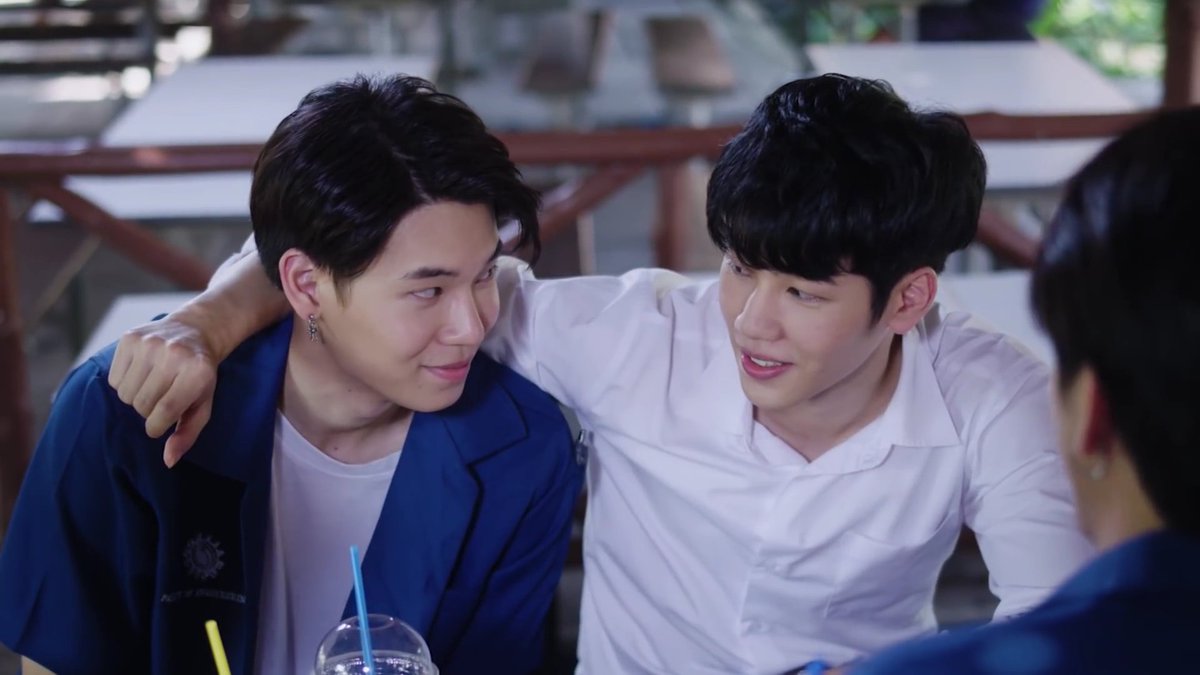 _inThisCorner_'s tweet photo. @enoflove I missed #VeeMark 😭😭

#YinWar #ENOFLOVE 
#ENOFLOVEfullseries na 🙏😕 https://t.co/FdnLa7gCLM