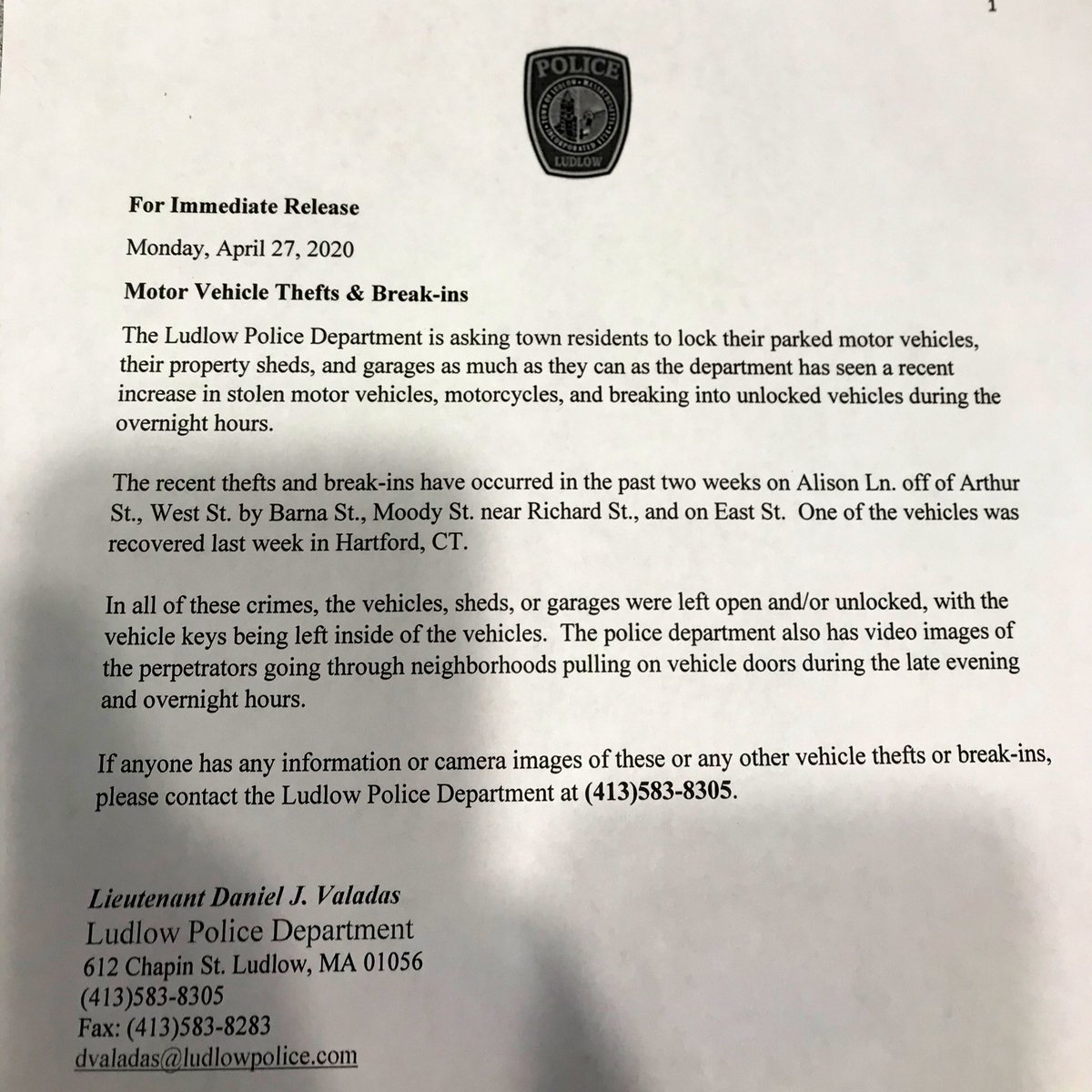 LudlowPolice_MA's tweet photo. The DB has made progress in these cases, however everyone should still be locking their vehicles and taking their valuables inside. It is good practice and can keep you from being a victim of this type of property crime. #staysafe #Ludlow #community #lockyourvehicles https://t.co/pRDFHOcvLu