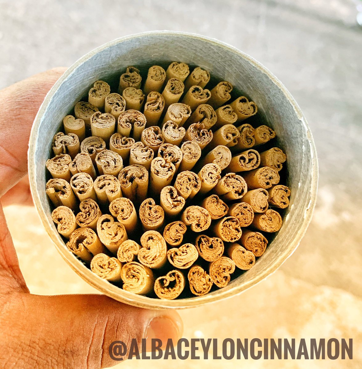 AlbaCeylon's tweet photo. True Cinnamon | Ceylon Cinnamon
Grade: “Alba”
* The world’s best grade of Cinnamon
* Comes with an exquisite taste and aroma.
#cinnamon #truecinnamon #canada #albaceyloncinnamon #ontario https://t.co/Q57nkxQY0b