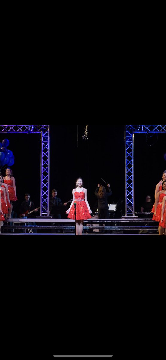 nlshowchoir's tweet photo. 💚 Senior Recognition #5!
Name: Maddie Hershberger
Title: Junior &amp; Senior Co-Dance Cap. (SL)
Years: 3 Starlights, 2 Northern Lights Shine bright, Maddie! https://t.co/tCXA1dbCtg