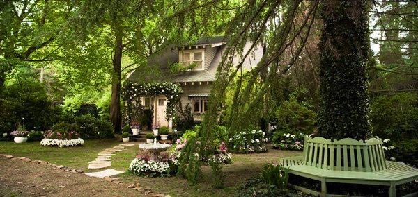 an_stasiiia's tweet image. #ArchitectureMoveChallenge
Day 8 ~ Favorite movie yard or property
The Great Gatsby (2013)
Nick Carraway’s Cottage