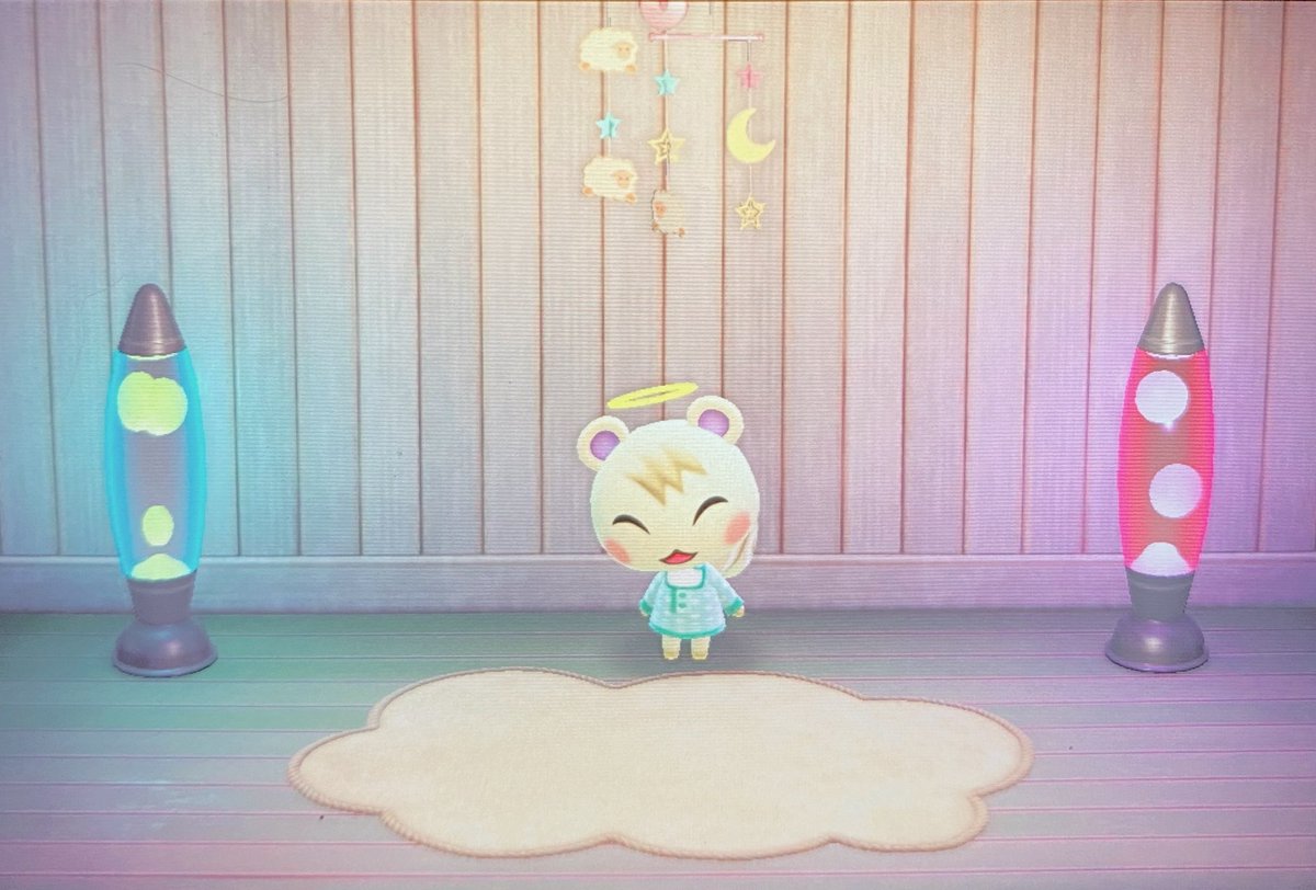 crossingtotiro's tweet photo. look at this sleepy baby https://t.co/10Tml1hzPk