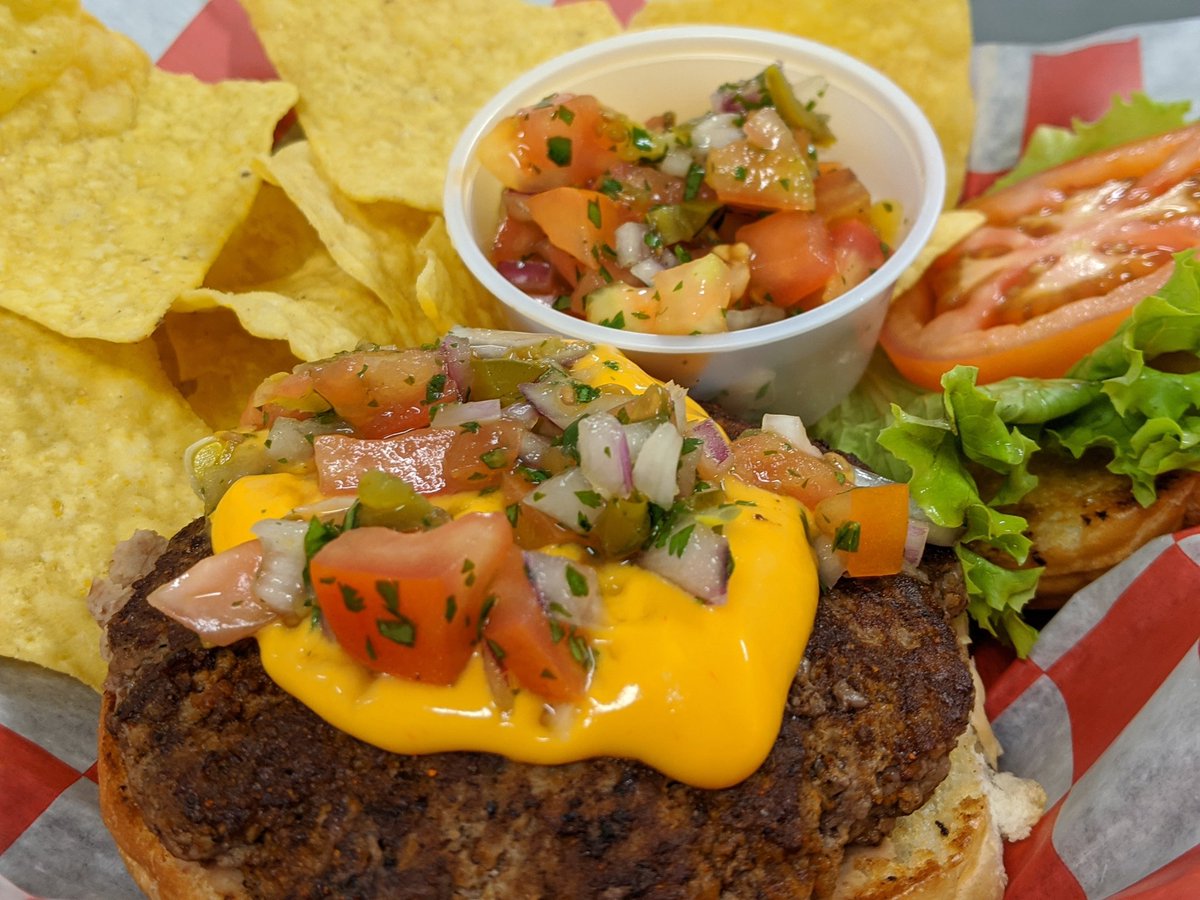 CC's Bar & Grill tweet media