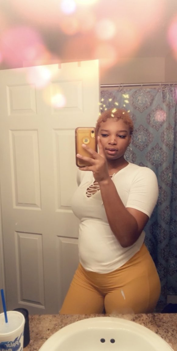 RealFoxxyMadi's tweet photo. ..mistÿhoney🤤 #wc365✨ https://t.co/r66Lih3W0h