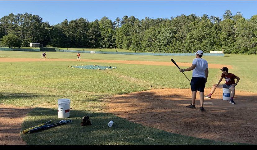 jdGoCocks's tweet photo. 2 players, 2 PO’s, a fungo bat, 71 degrees, sun shining, buckets of balls and cut grass. If we can’t have baseball games then this will do just fine! #baseballfix https://t.co/4r4vHas4Tp