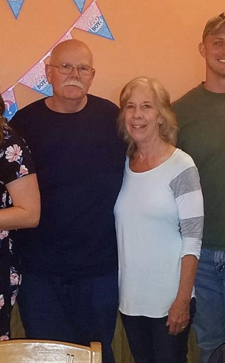 kenzie_wolfe2's tweet photo. Convinced my Uncle Paul is living a secret life as the Chiefs head coach. https://t.co/0xRxtIWLYU