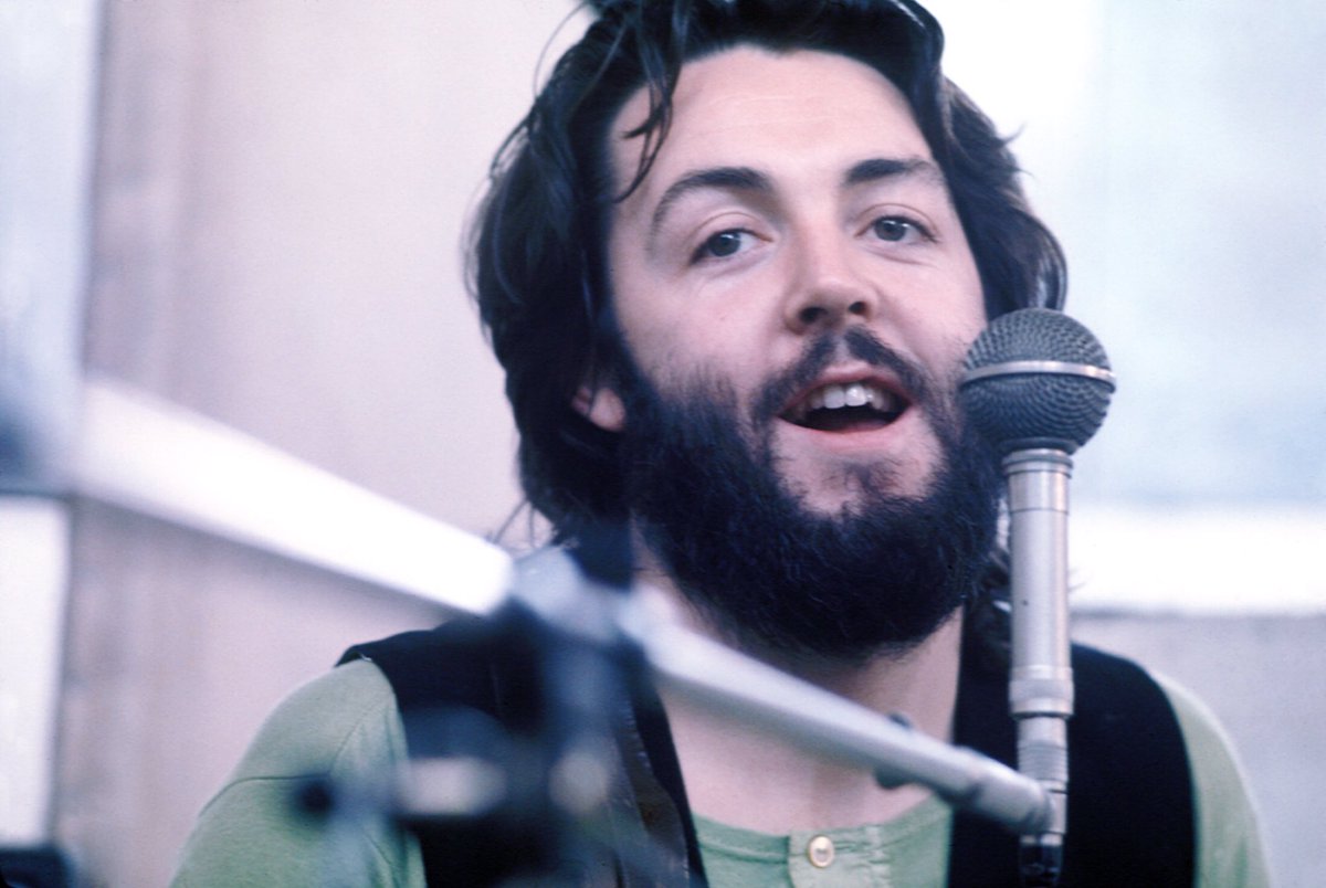 Bill dialog. Пол Маккартни 1969. Пол Маккартни Let it be. Пол Маккартни с бородой. Пол Маккартни в молодости с бородой.