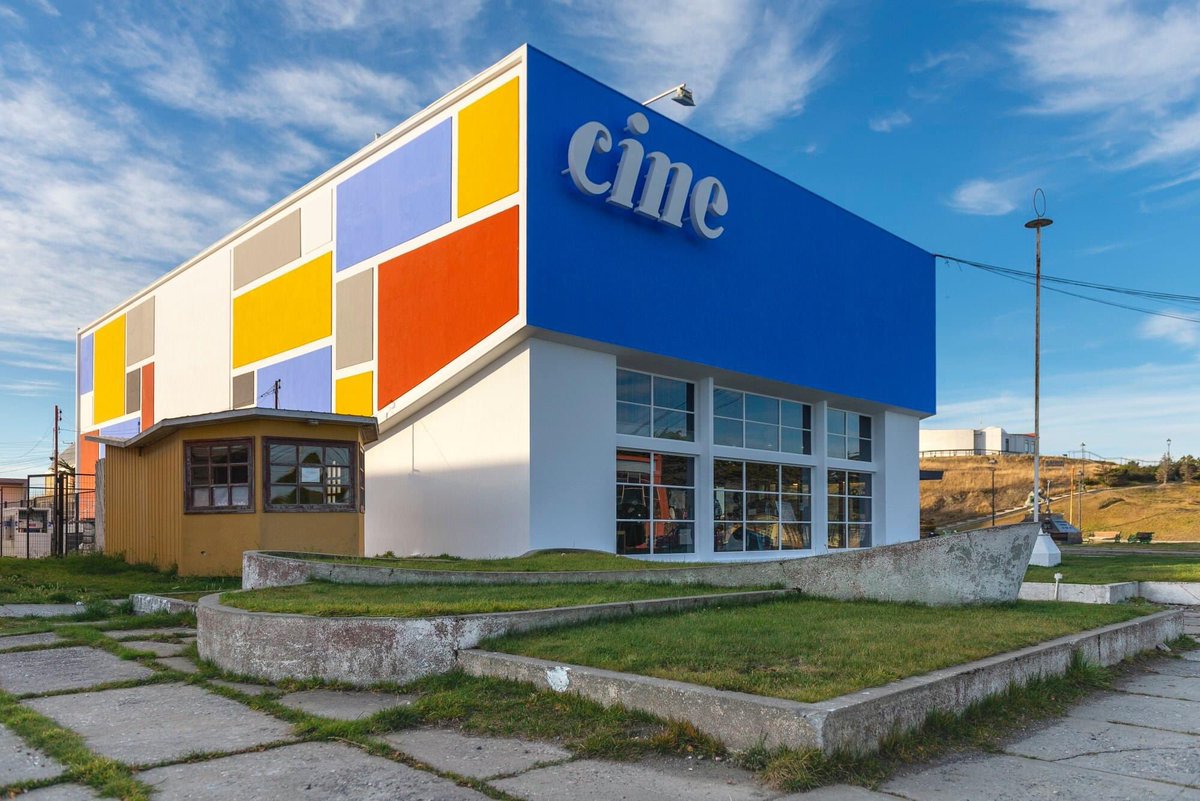 📍#Primavera CINE DE #CERROSOMBRERO EN RESTAURACIÓN! 
#Patrimonio #TierraDelFuego #TDF #Magallanes
