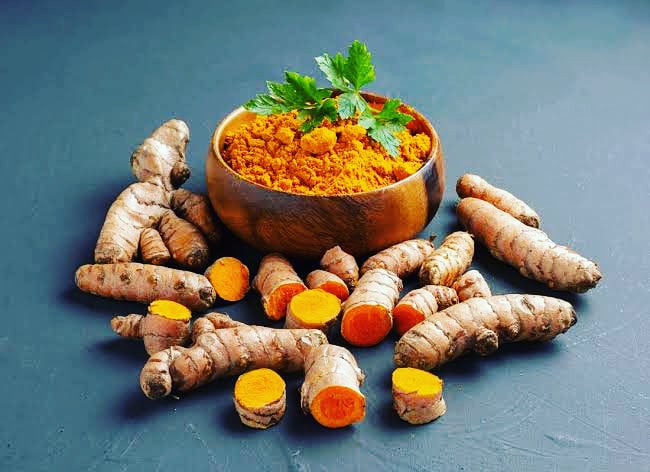 Health is Wealth
The curcumin in #TURMERIC has benefits to prevent HEART DISEASES, CANCER &amp; ALZHEIMER's. 
It also has ANTI-INFLAMMATORY and ANTIOXIDANT properties that help in treating symptoms of ARTHRITIS &amp; MENTAL #HEALTH problems.
.
.
#shatras #agri #covid19 #healthcare