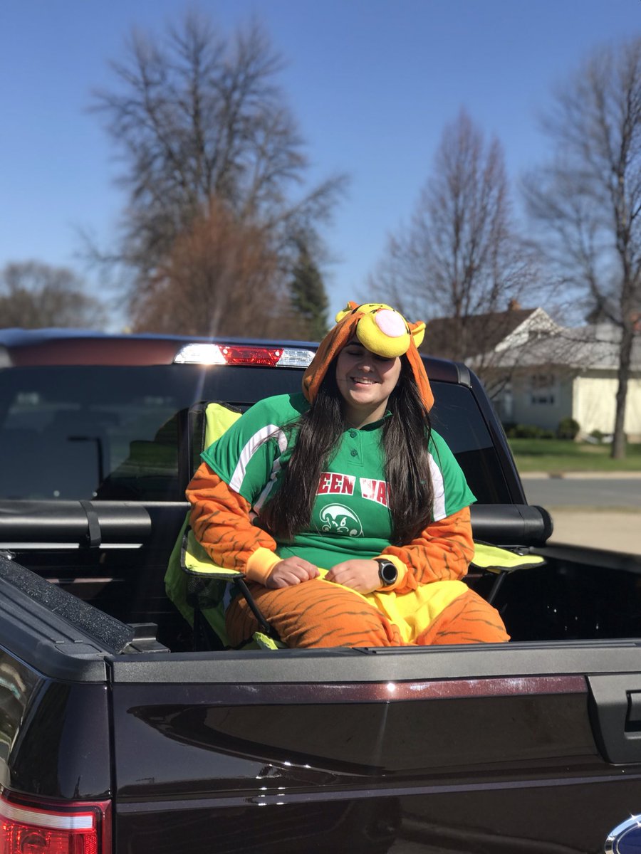 chadGrassel's tweet photo. Thanks to Chelsey for being my helper for the teacher appreciation parade! #Egfpride https://t.co/2u5GxnMmwN