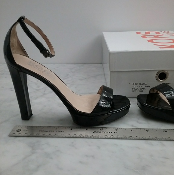 So good I had to share! Check out all the items I'm loving on <a href="/Poshmarkapp/">Poshmark</a> #poshmark #fashion #style #shopmycloset #americanrag #swarovski #michaelkors: posh.mk/CdosRffhm4