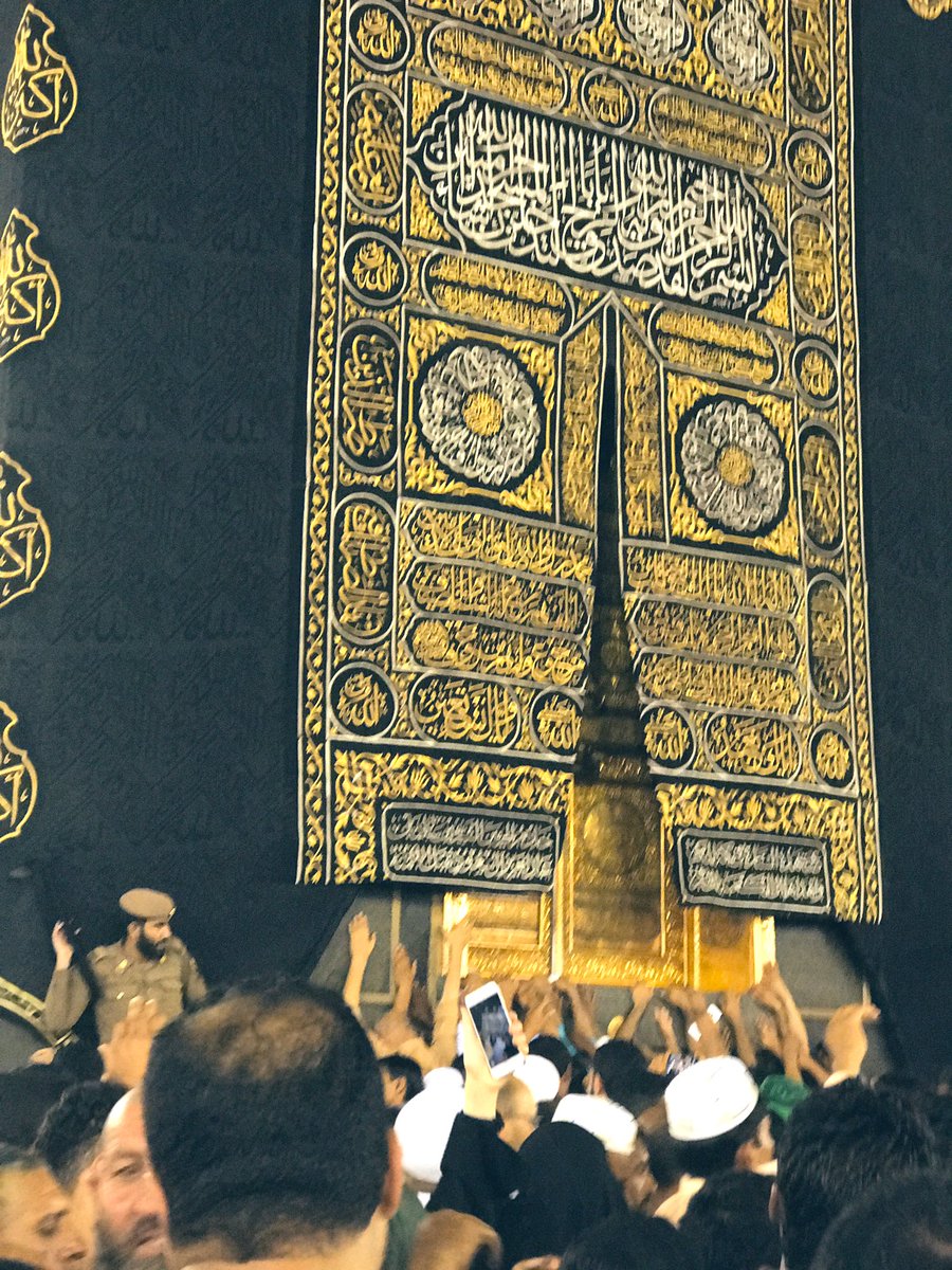 Mr_99699's tweet photo. #اللهُّم صلِ وسلم وبارك على نبينا محمد🕊
#يوم_الجمعة 
#تصويري 
#مكة https://t.co/OU4FtlN5OX