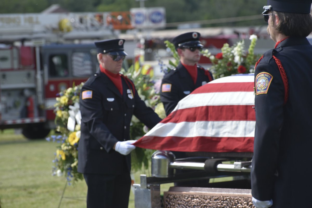SpringHillTenn's tweet photo. It was a beautiful day today as friends and loved ones gathered together for Spring Hill Firefighter, Mitchell Earwood's last call in Franklin, TN. #RestInPeace #shfd #desperado https://t.co/5g9Hmx7bZB
