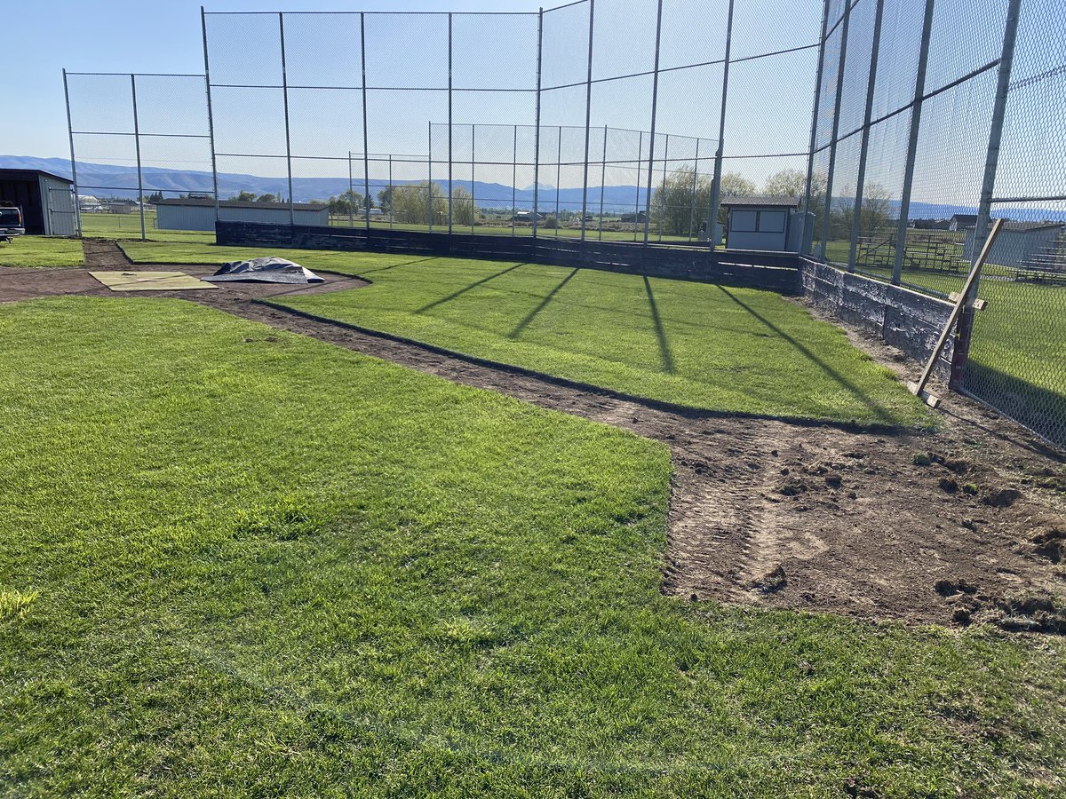 CoachSorensen9's tweet photo. Little upgrade to the field today. Astro turf coming soon #Kittitasbaseball #Yotesbaseball https://t.co/qPdi3pJf3B