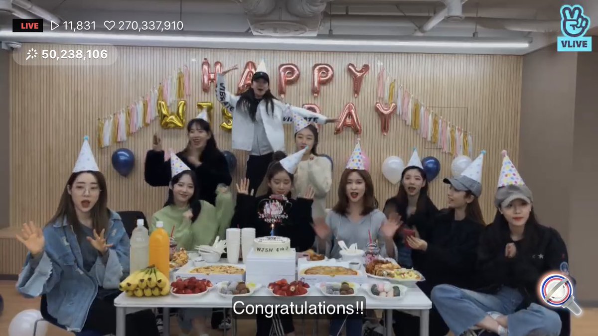 Medxuan's tweet photo. Ohhhhh how time flies,  this is my 5th comeback with WJSN ❤️. How many comebacks has it been for everyone else? https://t.co/jIfE70WbkH