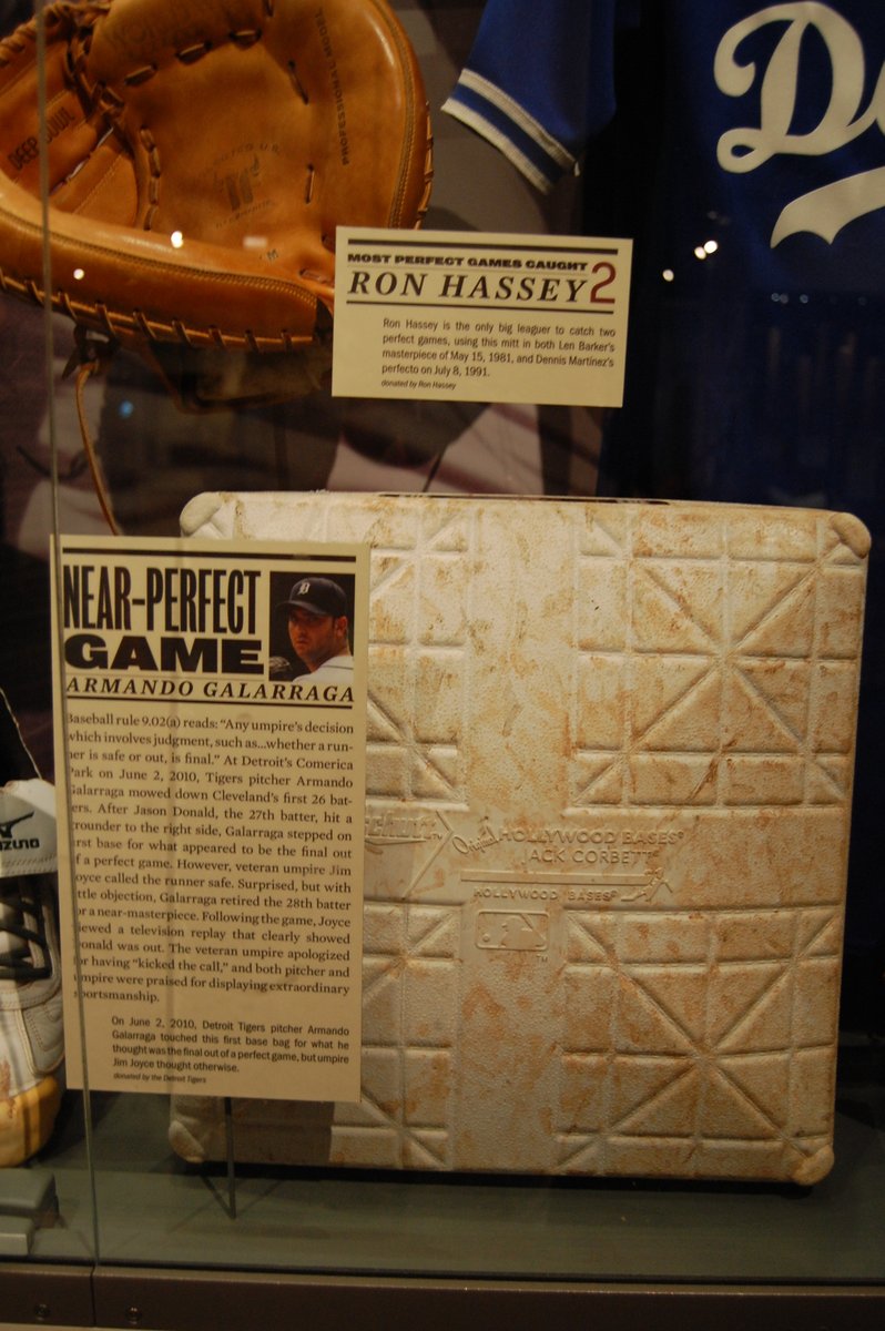 @tigers It was noted at the BBHOF in 2012--including the first basepad.