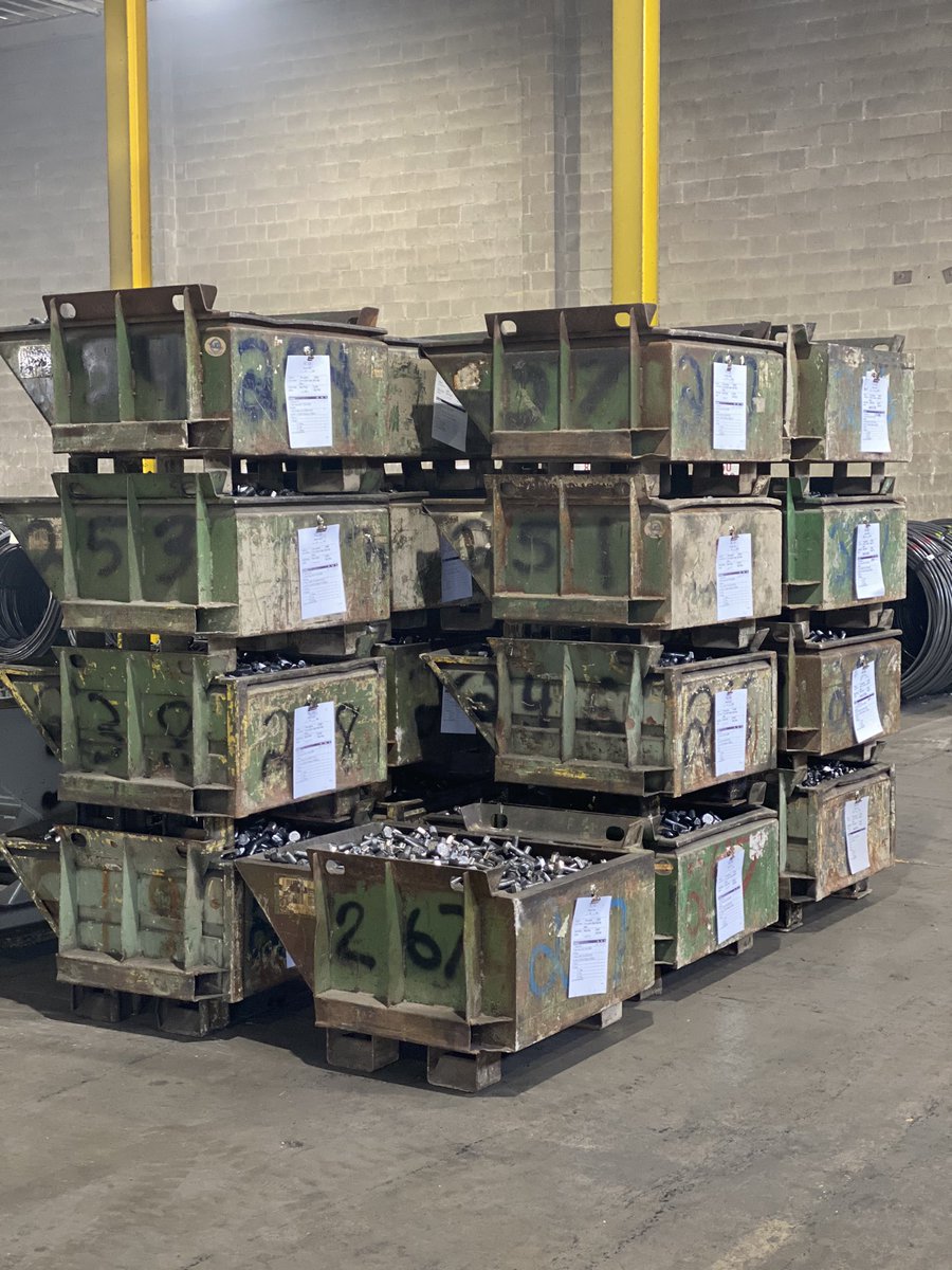 SLBolts's tweet photo. Next lot of 1โ X 4โ HDG F3125-A325-1 Heavy Hex Bolts ready to go to heat treatment ๐ฉ๐บ๐ธ #madeinusa #buildwithsteel #steel #steelfabricators #buydirect #lotcontrol #steelfabrication https://t.co/1GWkAvUD5i
