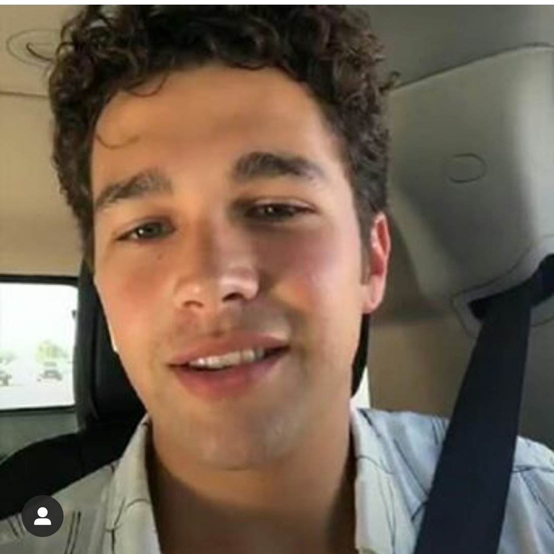 AustinOfAmeezy's tweet photo. Austin mahone as Jimmy https://t.co/GATD9nymak
