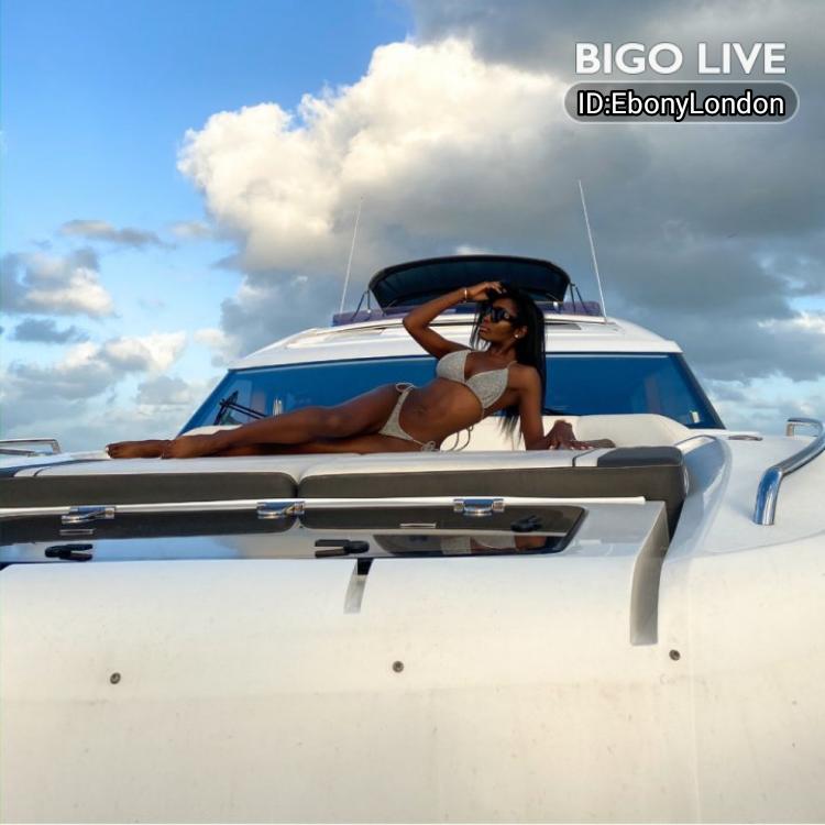 DeadheedSimmons's tweet photo. Come and see Ebony London👑♡'s LIVE in #BIGOLIVE  
https://t.co/2DBm0bQn8J https://t.co/ZW2afLWATg