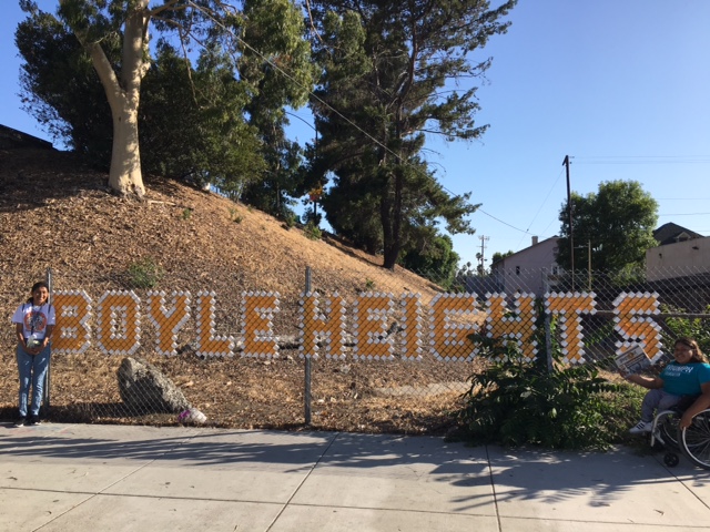 radio_espacio_'s tweet photo. Tune in to the latest ep of #RadioPulso from the @boyleheightsbt. They cover the latest news on #Covid19, how L.A. families are getting by, a chat with a high school athlete whose career ended prematurely, &amp; a visit with the #BoyleHeights band Los Fauna https://t.co/vrPLrsR1FX https://t.co/oQLgLQuavU