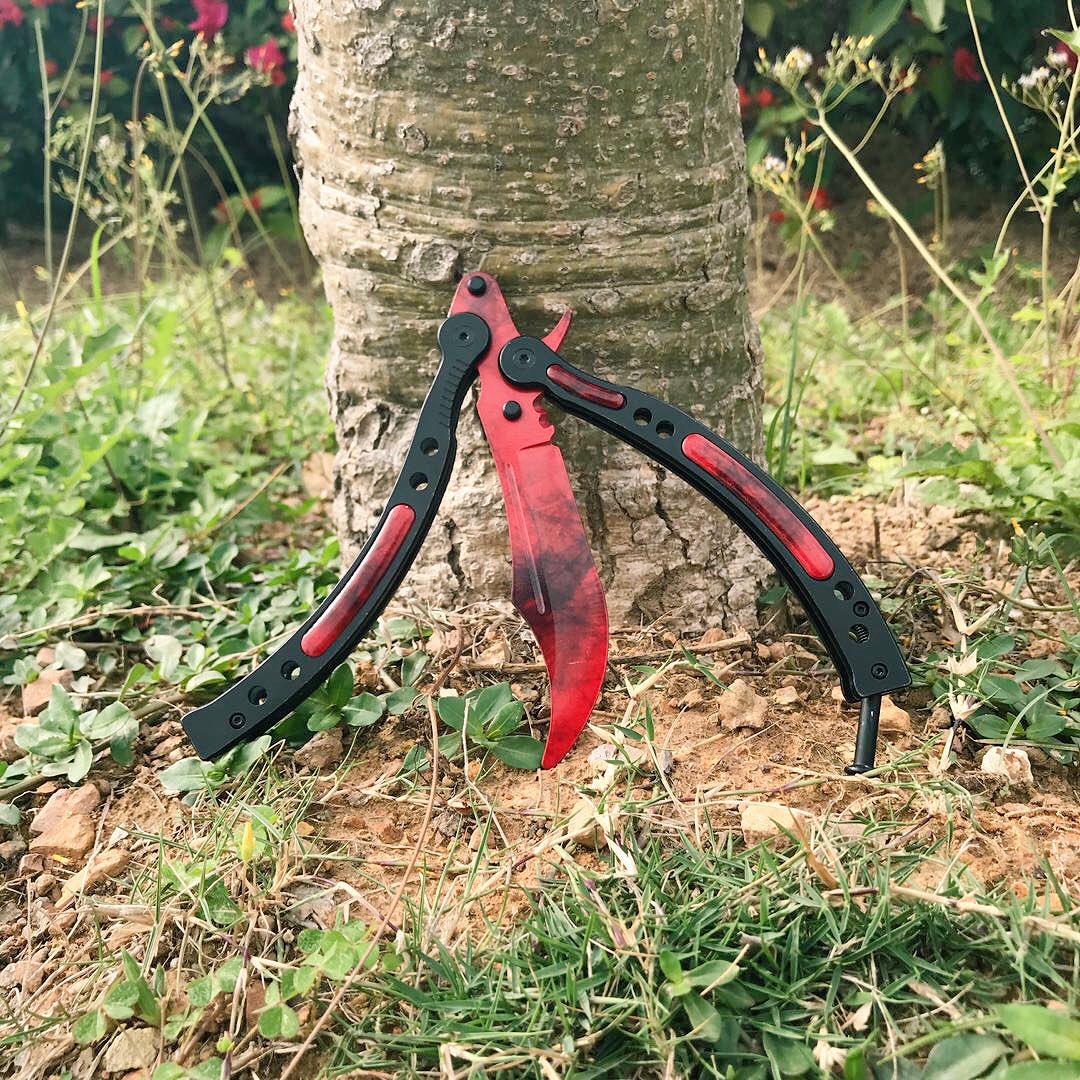 CutsButterfly's tweet photo. 🤩Amazing!  Ruby butterfly is probably the best blade around.
❣️Take it home https://t.co/8k5VhPlHIb