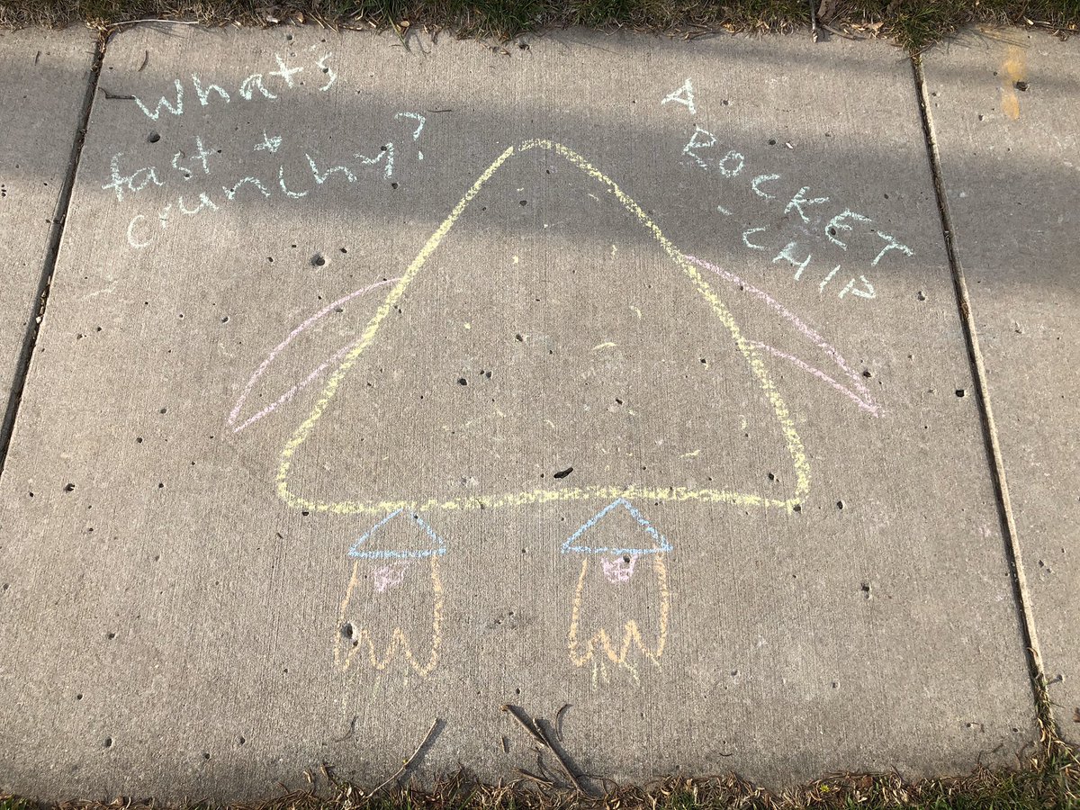 jessiejean19's tweet photo. Nightly walk gives me an opportunity to see creative kids’ sidewalk chalk art. Thinking this may have been drawn by a dad? #dadjoke #rocketchip 🚀 https://t.co/FBb4xJwRdj