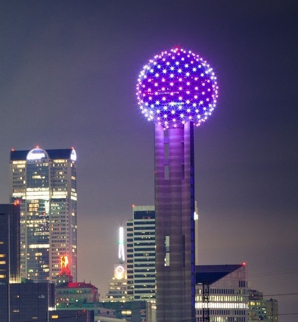 btsmetalmama's tweet photo. Ok Texas ARMYs ... what's the plan for this weekend? We gonna trend some Texas loves @BTS_twt hashtags or a Texas sized stream party??? #BTS_TEXAS #BTSxDallas #BTSxCottonBowl #BTSxTexas #BTS #BTSARMY #MAPOFTHESOULTOUR https://t.co/yz61L2WV0Z