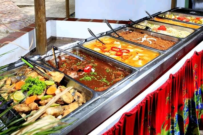 No Te pierda este Almuerzo Tipo Buffet en una de las Más Hermosas islas del Rosario.