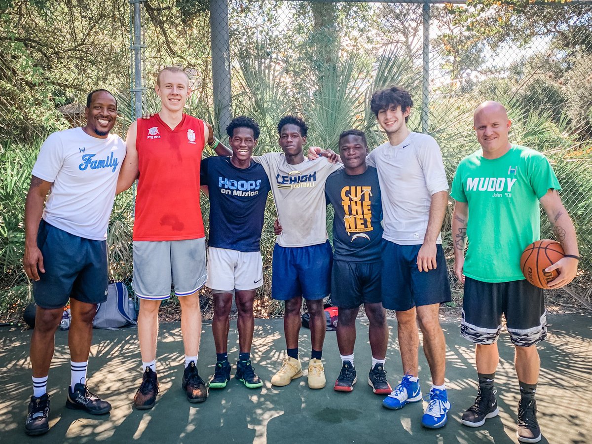 Hoopsonmission's tweet photo. Unity happens when you get MUDDY.
@2021CG33 @ChrisBischoff_ @LehighHoops @Canterburyftmy1 @kojic_jovan @Marvelcarter24 @MarkelCarter4 @LehighAthletics @prephoopsfl @MelindaLeeTV @AMcDevittTV @Cp25Swfl .
Great work with the FAMILY today!
John 9:11 https://t.co/mZDRASzMii