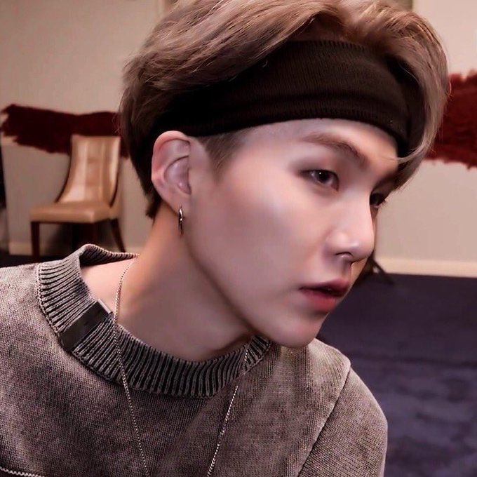ʜᴏɴᴇʏsᴜɢᴀ 슈발ჱ̒ ー̀֊ー́ ) tweet media