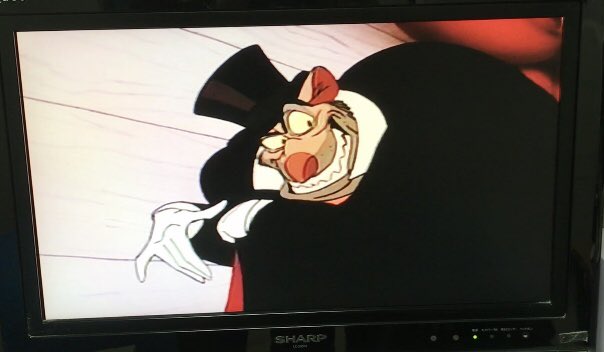 フクスル 基本的にヴィランズはセクシーなんだけどオリビアちゃんの大冒険のラティガンはね ちょっ とハンパないですね 声帯がヴィンセント プライスな時点でもうね あとヴィランしか歌わない珍しいパターンでもある それも2曲 ディズニーの悪党