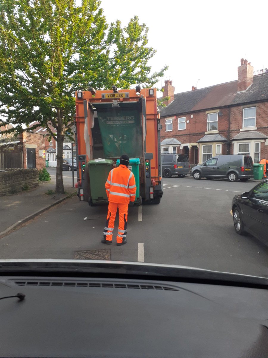 DarievM's tweet photo. Assisting the domestic waste crews today in Meadows, collecting side waste and emptying 240L bins 👍
#Keepnottinghamclean https://t.co/wXAAWDTEOz