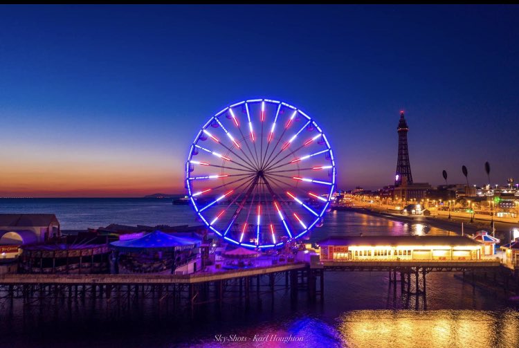 On this, the 75th anniversary of Victory in Europe, the Blackpool Pier Company would like to say thank you to those who valiantly defended our nation, our lives and our freedom. 
As a tribute we have illuminated our Big Wheel. 
#VEDay75 🇬🇧🎡✌️🎡🇬🇧