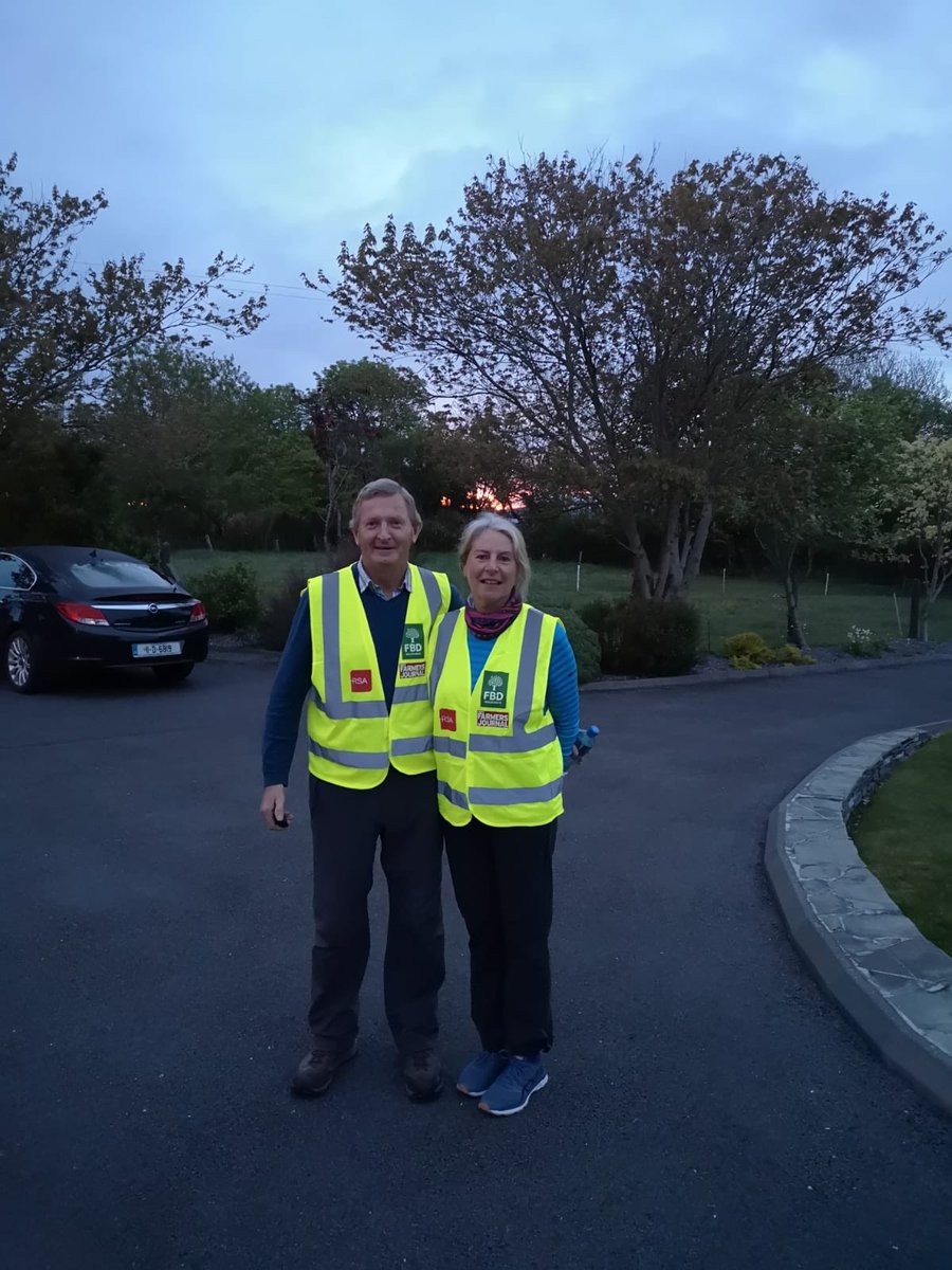 bantryblues's tweet photo. Some of our early starters from this morning. Darkness into light Bantry 24 hour walk/run #Run4Pieta #Blues4Pieta https://t.co/YBXEg3UpA8