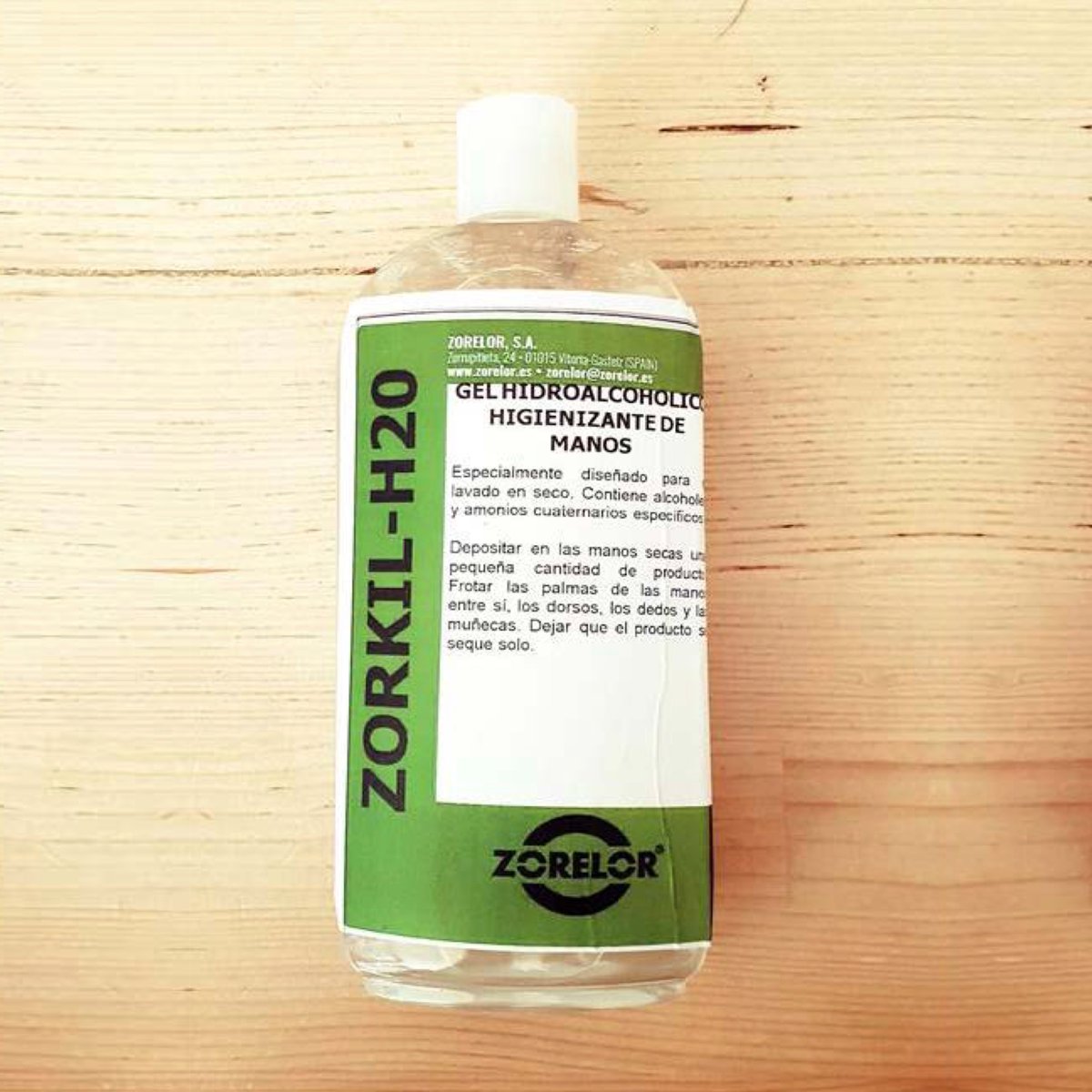 JOCORAND's tweet photo. Gel hidroalcohòlic desinfectant per a una neteja de mans ràpida i efectiva sense aigua.
Ajuda a combatre gèrmens i prevenir la propagació de virus. En tenim en estoc.
#Gelhidroalcohólico #higienizante
#zorelor
#quimicafacil
#prevencion
#proteccion
#gelmanos
#SomJocor
#andorra https://t.co/OLkSZePjjz