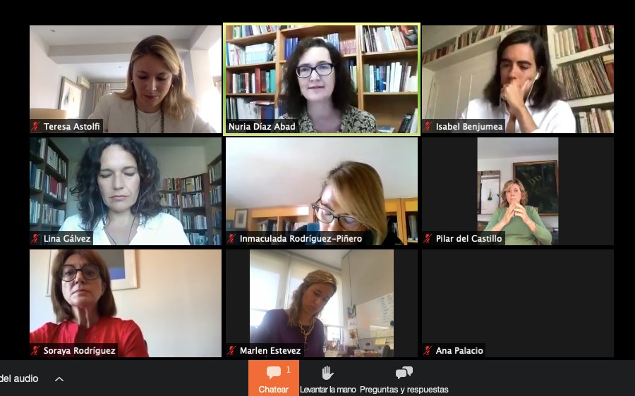 WomenLegalW's tweet photo. Para Nuria Díaz Abad se debe trasladar serenidad a la sociedad, y destaca en su ponencia el plan de choque desarrollado para los órdenes jurisdiccionales, entre ellos, mediación y colectivos vulnerables, en el #webinarwlw sobre desafíos y retos de la UE ante el Covid_19 https://t.co/RHxnTQcFgb