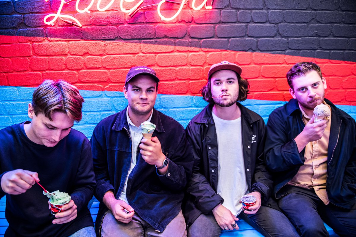 Pre iso-cream with <a href="/splitfeedband/">SPLIT FEED</a> around a year ago 🍦🍦