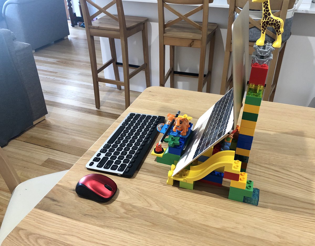 AlbaErgonomics's tweet photo. #Homeschooling #ergonomics Friday #WFH 🥂 https://t.co/kfRZXUFfOu