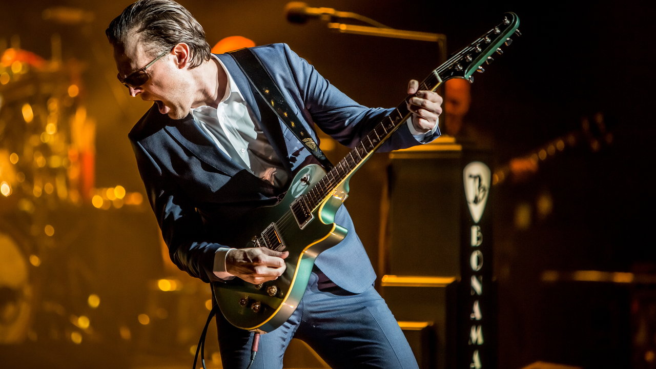 Happy Birthday to Joe Bonamassa, 43 today 