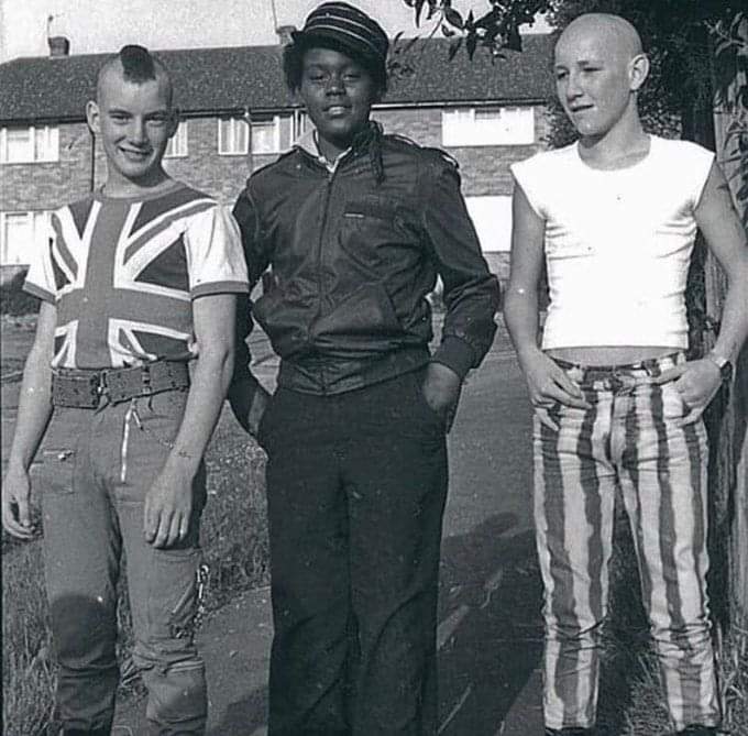 oficialmns's tweet photo. Punk! Rudeboy! Skinhead!🏁🇲🇽👊🏻 https://t.co/rOH46EgMSv