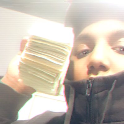 ShooterXXL's tweet photo. #MoneyRoute #FuckYaXboxNiggas https://t.co/GmPqNhGGoX