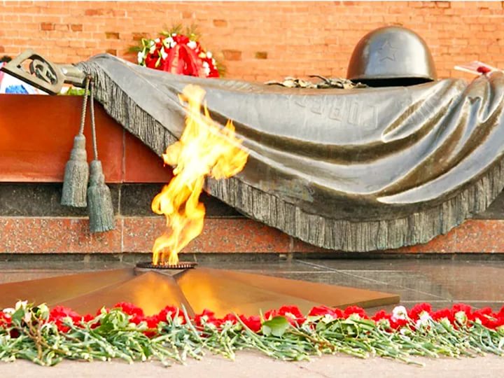 yazyakovmodlib's tweet photo. #75летПобеде
https://t.co/g8wQK8M473
«Мы не забудем той войны» Урок мужества https://t.co/mZZiJKX0Qq
