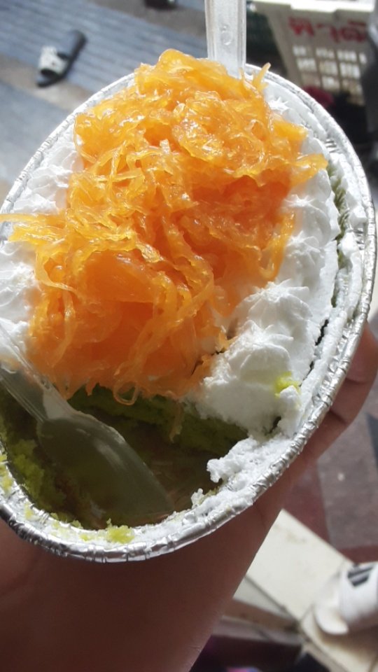 ใบเตยฝอยทองขรั่บเช้บ