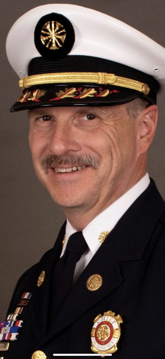 LarryLDCConley's tweet photo. I feel like kinda of a big deal when I opened my homework and have to study a BIGGER DEAL and friend to complete my assignment. Ladies and Gentlemen the incomparable Chief Craig Haigh....#DrConley https://t.co/sPxiVVq4iS