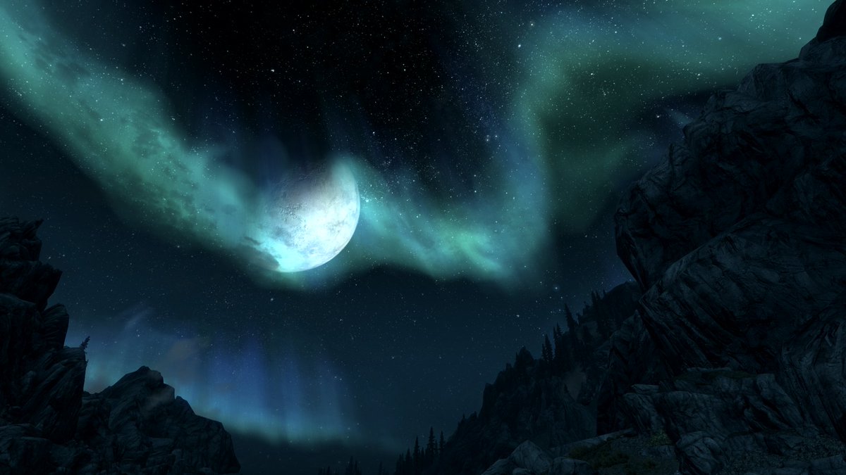 SkyrimGuideRu's tweet photo. «Девять правил выживания» – Глава 10. Северное сияние

«...Я бежала так быстро, что у меня кололо в боку, я задыхалась, но продолжала бег… и всё равно  опоздала. Форт был наполовину разрушен, внутри всё перевёрнуто вверх дном.». 
https://t.co/5EHo5QafIz https://t.co/LDsMzU3yKU