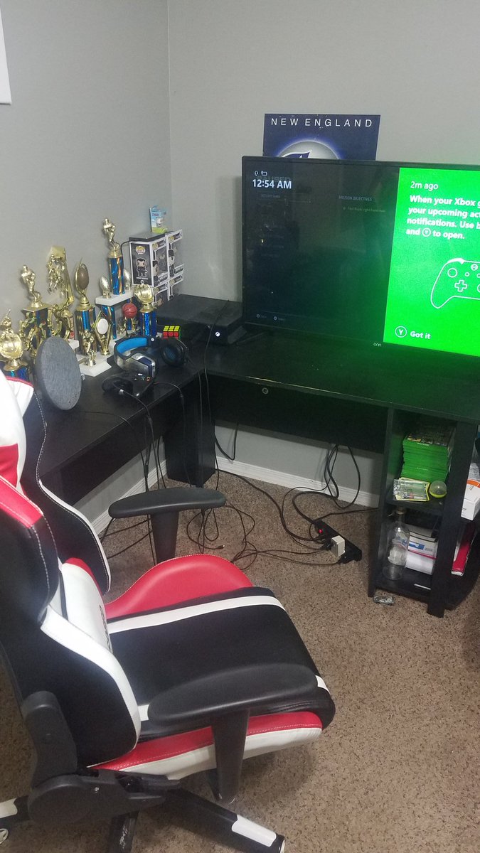 JacobGrider9's tweet photo. @PokeGrams yep just shit in a corner https://t.co/J1cAjwgJnS