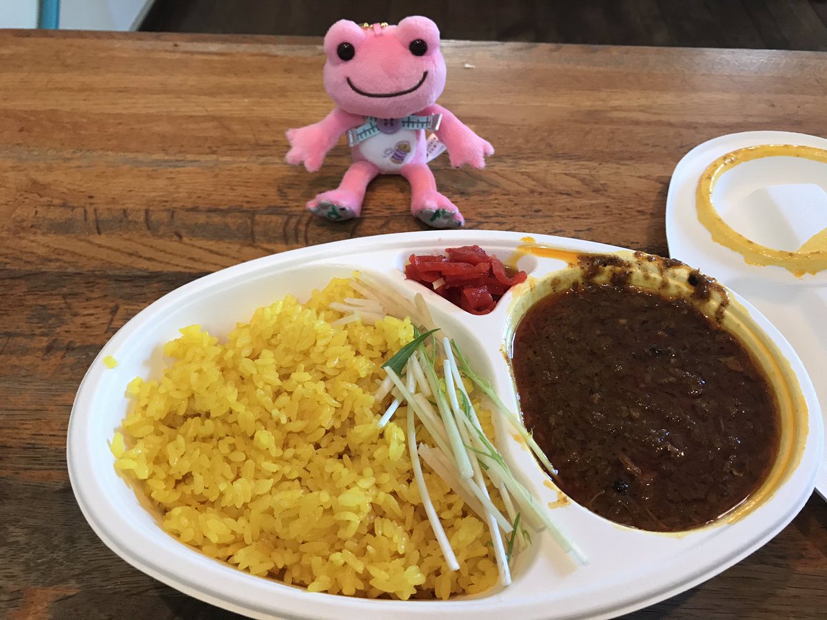 brain_open's tweet photo. 【スパイスカレー】本日5/8中野坂上にオープンした魔女の一撃カレーで1日限定15食のスパイスカレーをテイクアウト #メシテロスポット開拓 https://t.co/nP1xRIT5vh