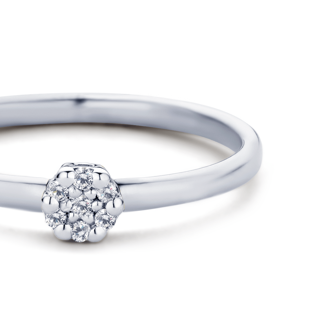 MissSpringJewel's tweet photo. Allerliefste Isabel....de 7 prachtige briljantjes geven een ultieme schittering...Isabel kan ook in twee kleuren goud gemaakt worden....❤️
​.
​.
​#missspringjewellery #finejewelry #Allerliefste #handgemaakt #madewithlove #jewelry 
https://t.co/JF4gL2qQK3
https://t.co/VRM4TRjieN https://t.co/Xmv294jFzD