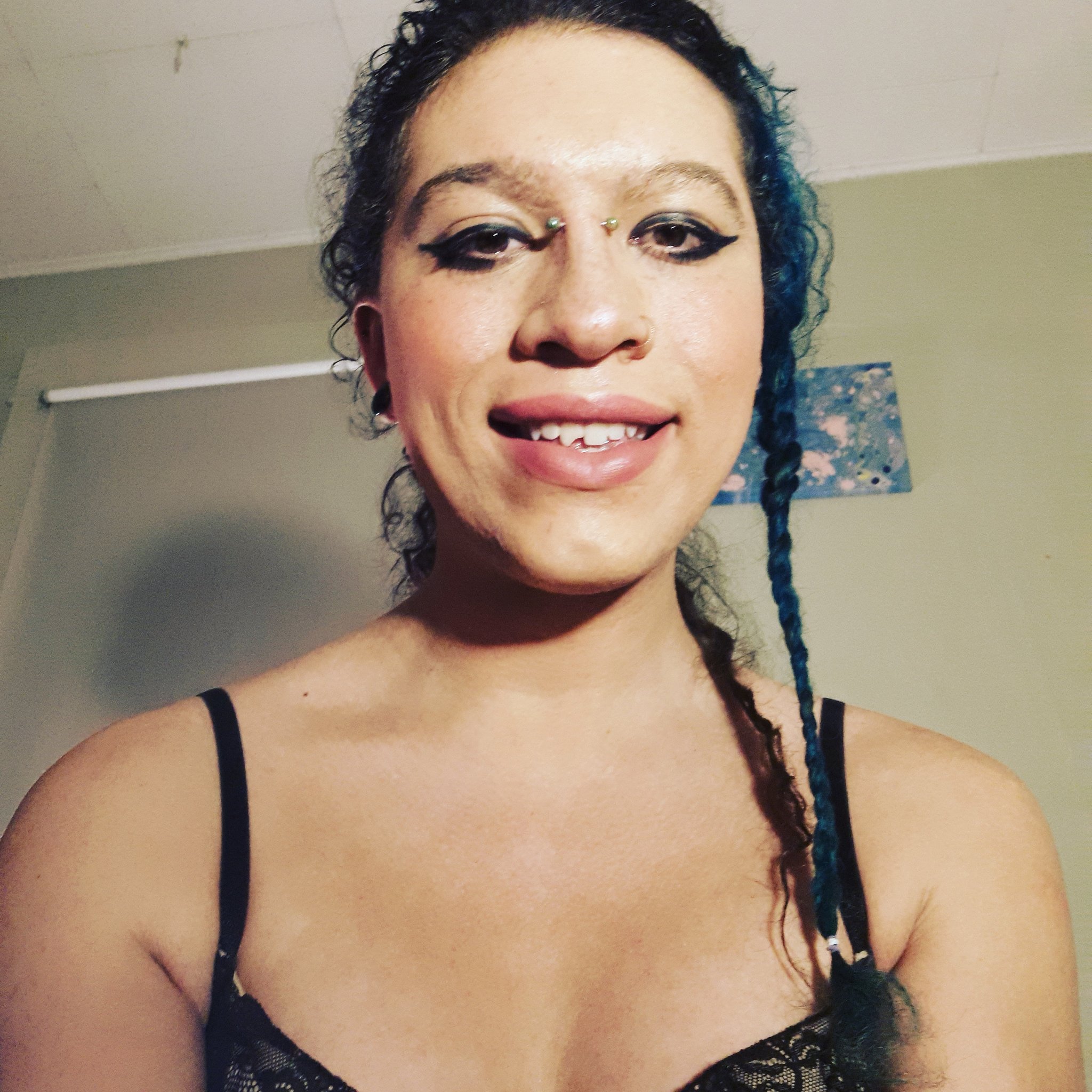 Come see me on #streamate #StreamateModel going live! #khloekimchi #thekhloekimchi https://t.co/HqGQh8WzBI