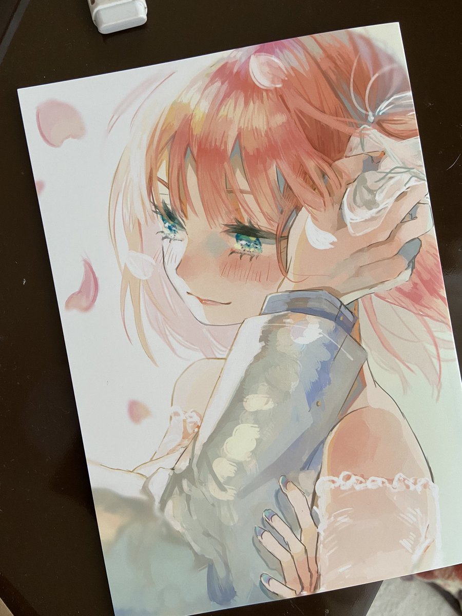 「届いたよ!表紙はちょっと色が濃く出ちゃったけど本文は綺麗だった 」|浅井のイラスト